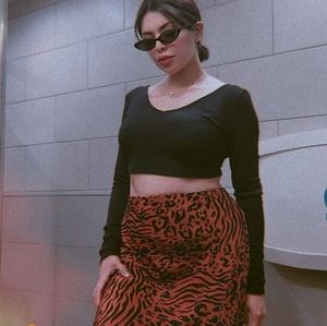Leopard print long skirt